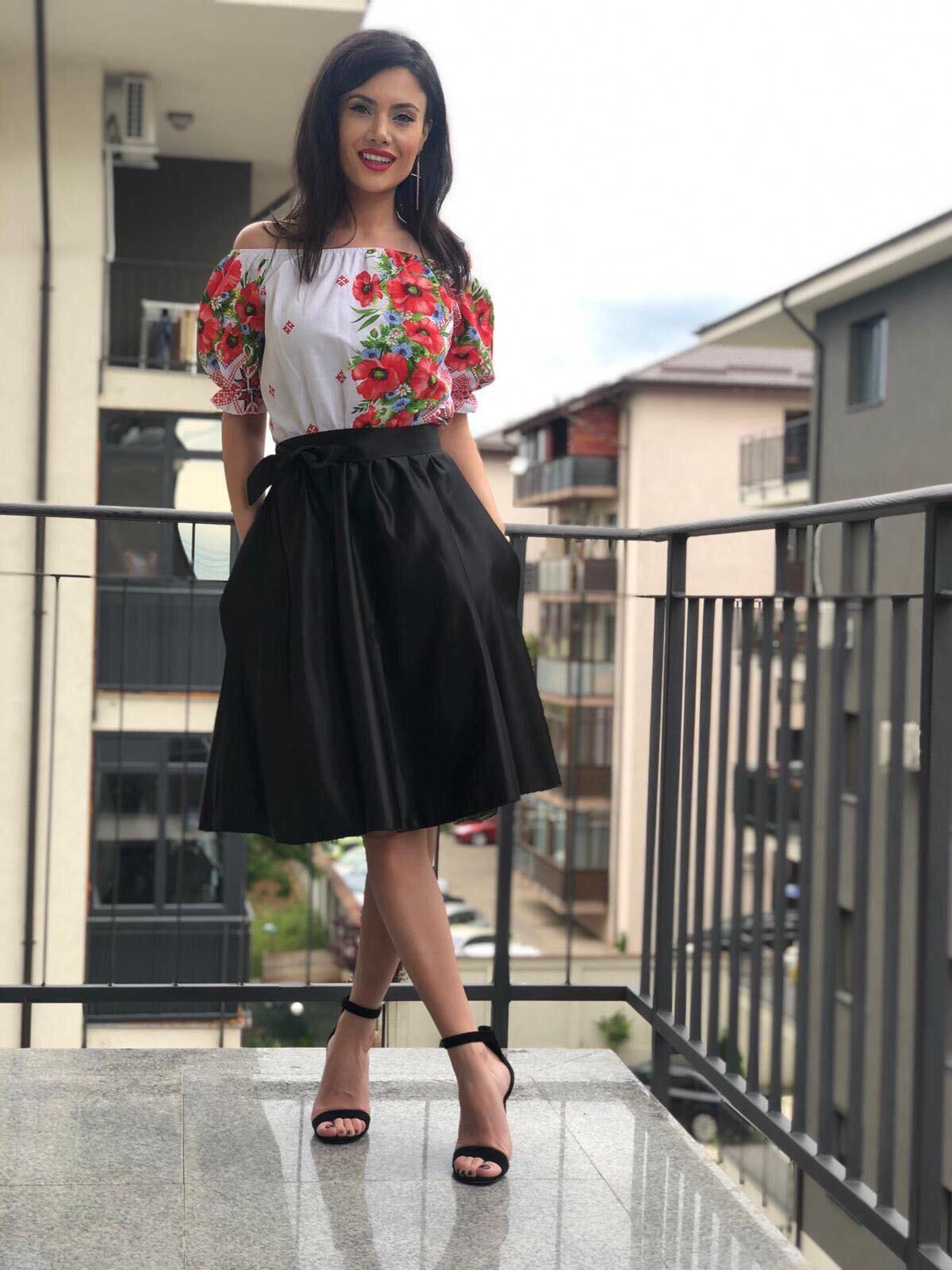 Rochie de zi midi traditionala in clos tafta cu maci Adana